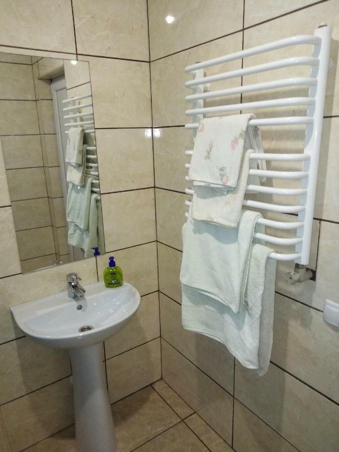 Apartament On Komarova 29 Вулиця Комарова 29 Kropyvnytskyi Exterior foto