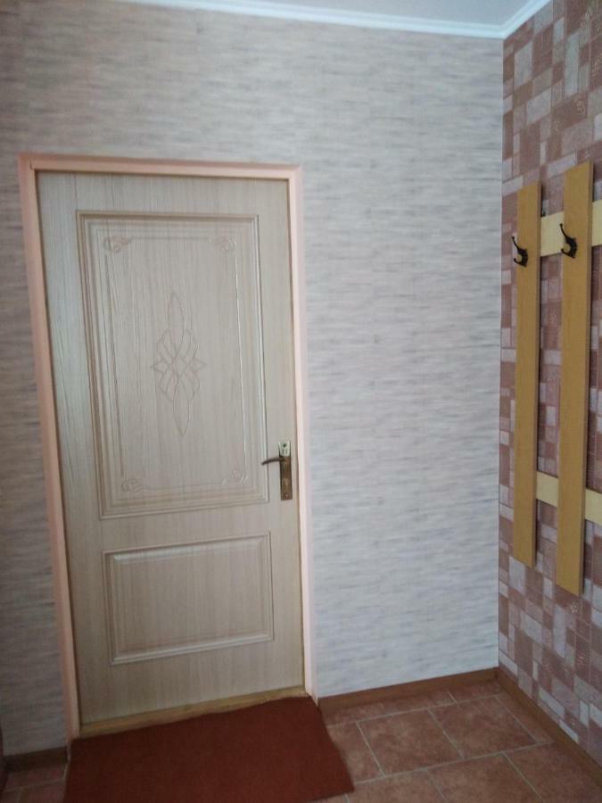 Apartament On Komarova 29 Вулиця Комарова 29 Kropyvnytskyi Exterior foto